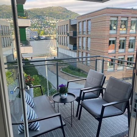 Modern Apartment - Amazing Terrace And Fjord View, Close To City Center Bergen Zewnętrze zdjęcie